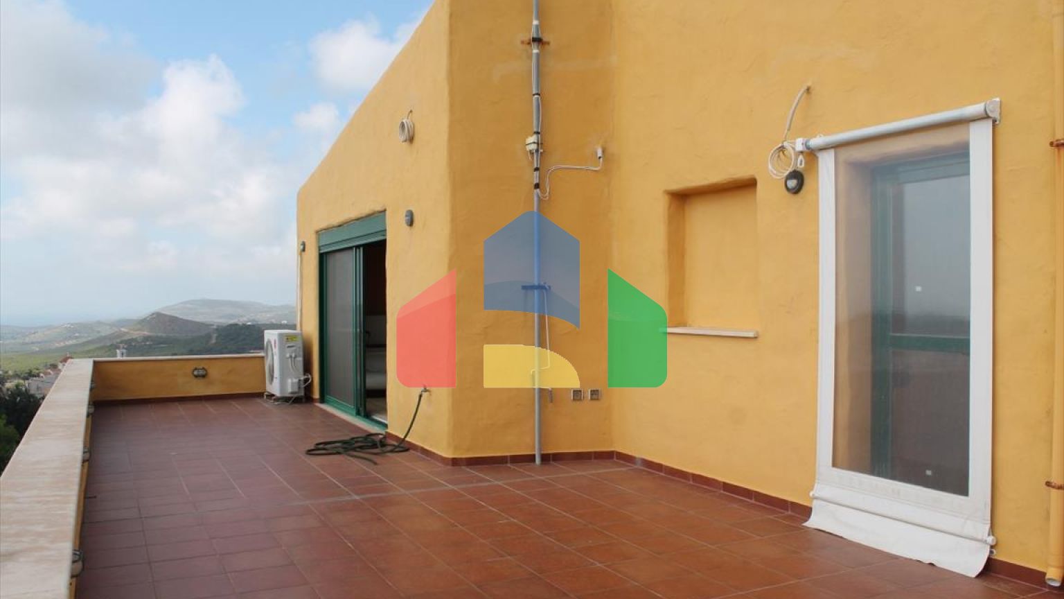 Продажа - Коттедж 152 m² в Аттике