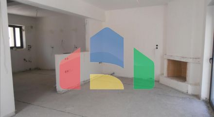 Продаж - Таунхаус 180 m² в Аттиці