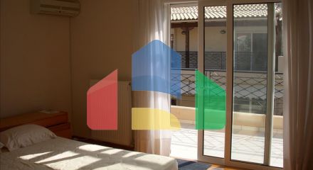 Продажа - Таунхаус 240 m² в Аттике