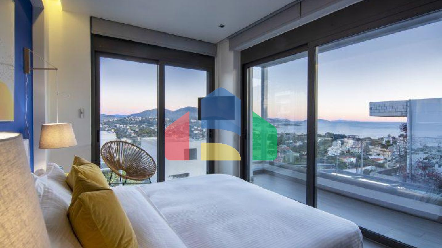 Продаж - Вілла 240 m² в Аттиці