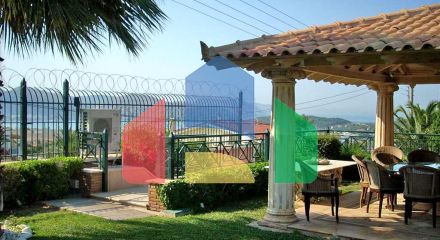 Продаж - Вілла 750 m² в Аттиці