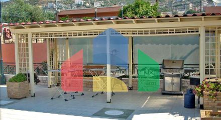 Продаж - Вілла 750 m² в Аттиці