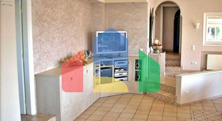 Продаж - Вілла 750 m² в Аттиці