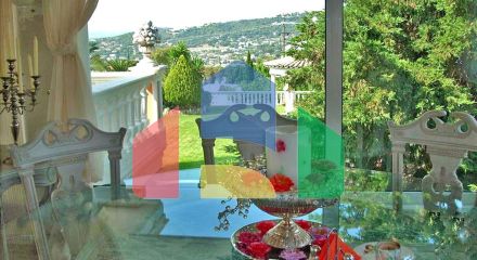 Продаж - Вілла 750 m² в Аттиці