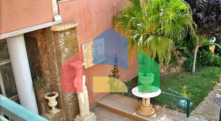 Продаж - Вілла 750 m² в Аттиці