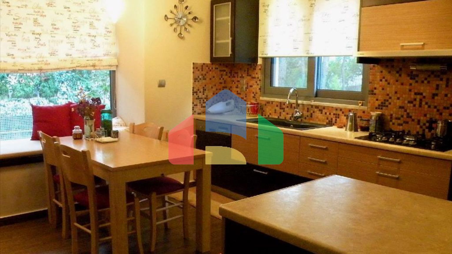 Продажа - Коттедж 420 m² в Аттике