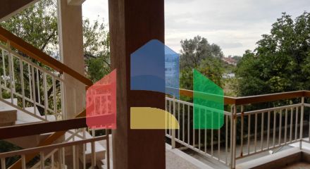 Продаж - Будівля 1204 m² в Аттиці