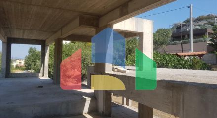 Продаж - Котедж 276 m² в Аттиці