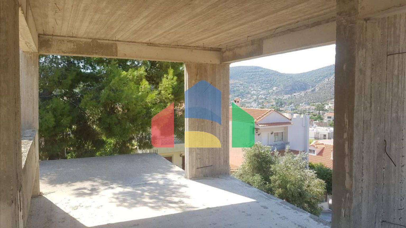 Продаж - Котедж 276 m² в Аттиці