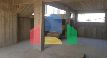 Продаж - Котедж 276 m² в Аттиці