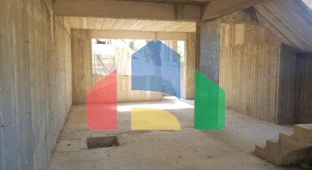 Продаж - Котедж 276 m² в Аттиці