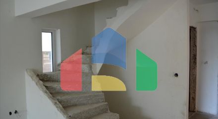 Продаж - Бізнес 580 m² в Аттиці