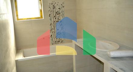 Продаж - Бізнес 580 m² в Аттиці