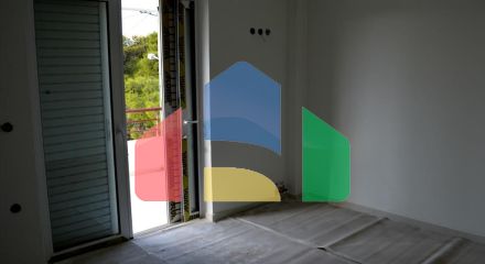 Продаж - Бізнес 580 m² в Аттиці