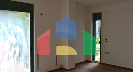 Продаж - Таунхаус 225 m² в Аттиці