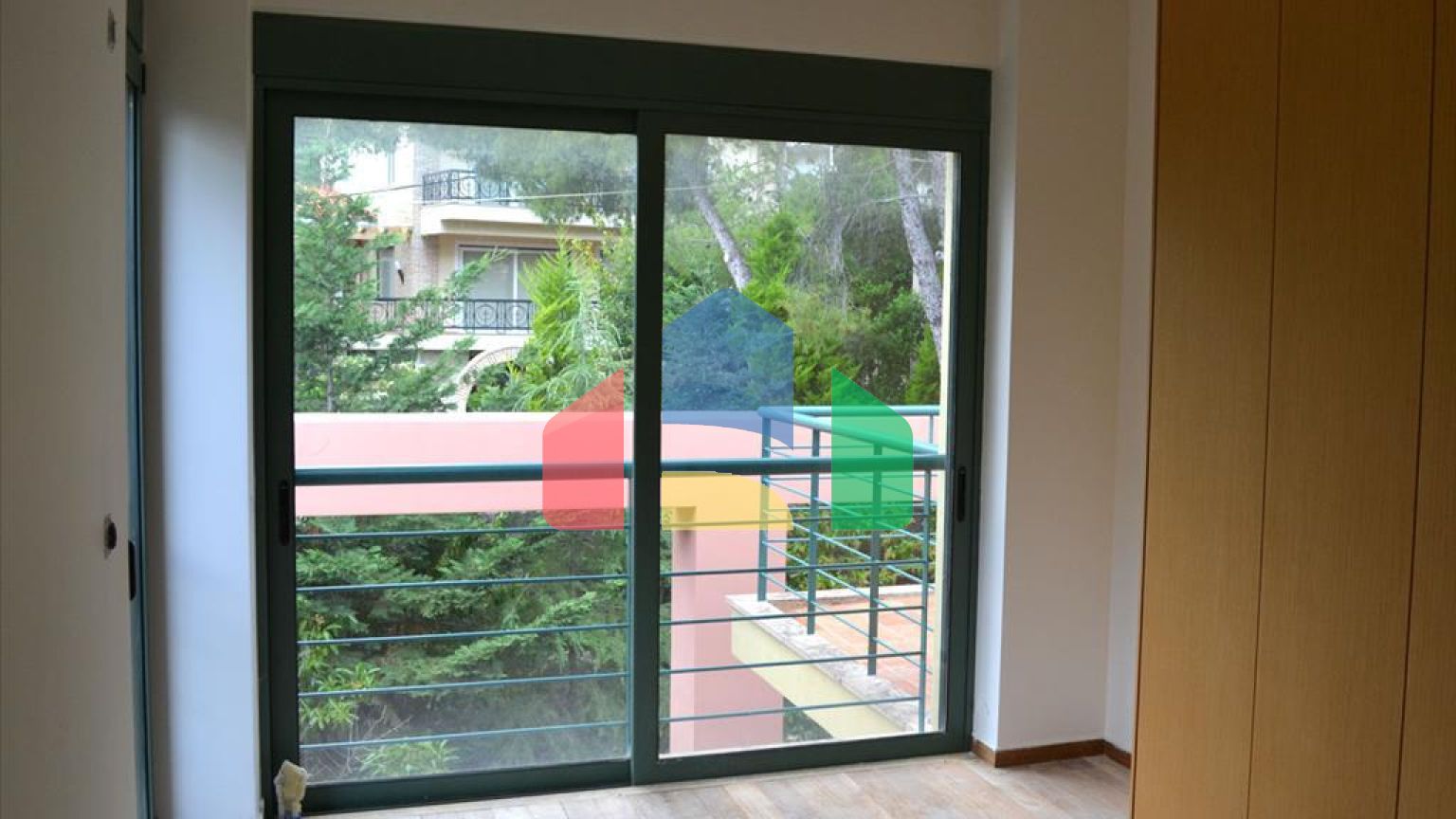 Продаж - Таунхаус 225 m² в Аттиці