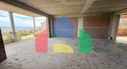 Продажа - Здание 776 m² в Аттике