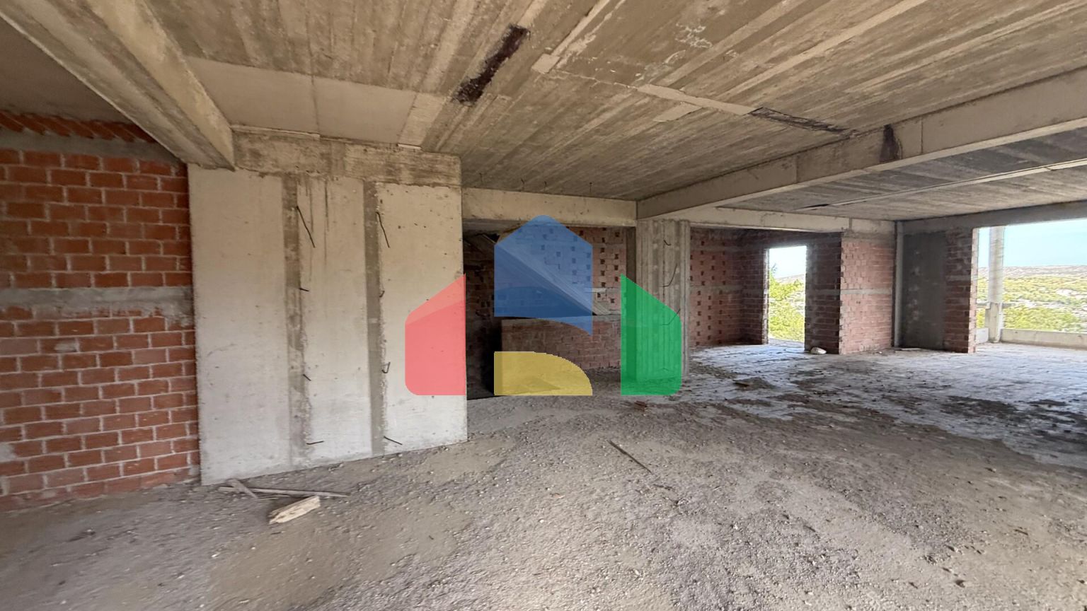 Продажа - Здание 776 m² в Аттике