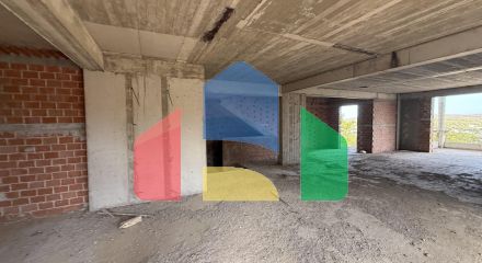 Продажа - Здание 776 m² в Аттике