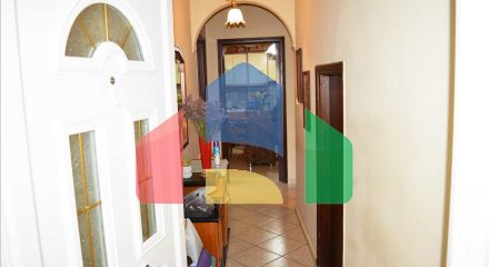 Продаж - Квартира 110 m² в Аттиці
