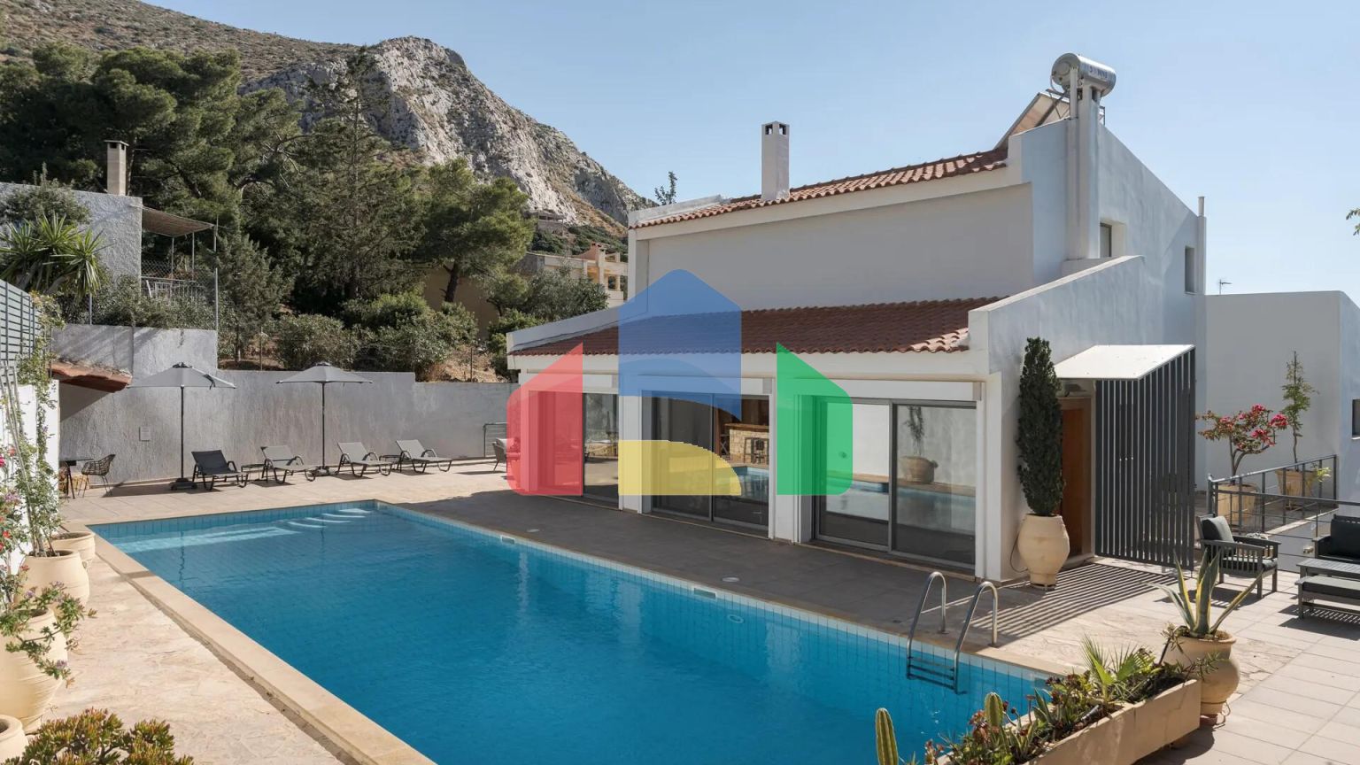 Продаж - Вілла 480 m² в Аттиці