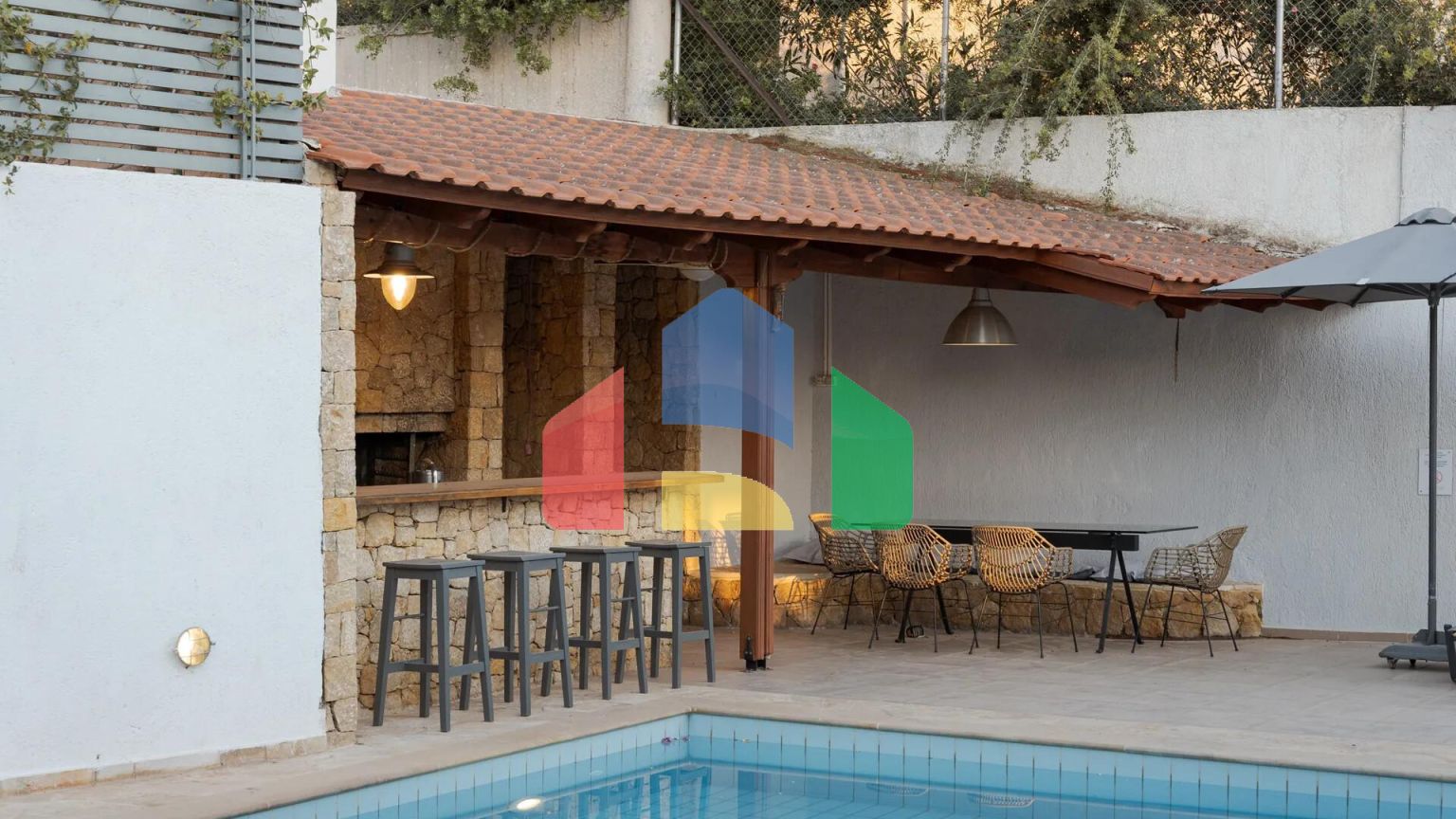 Продаж - Вілла 480 m² в Аттиці