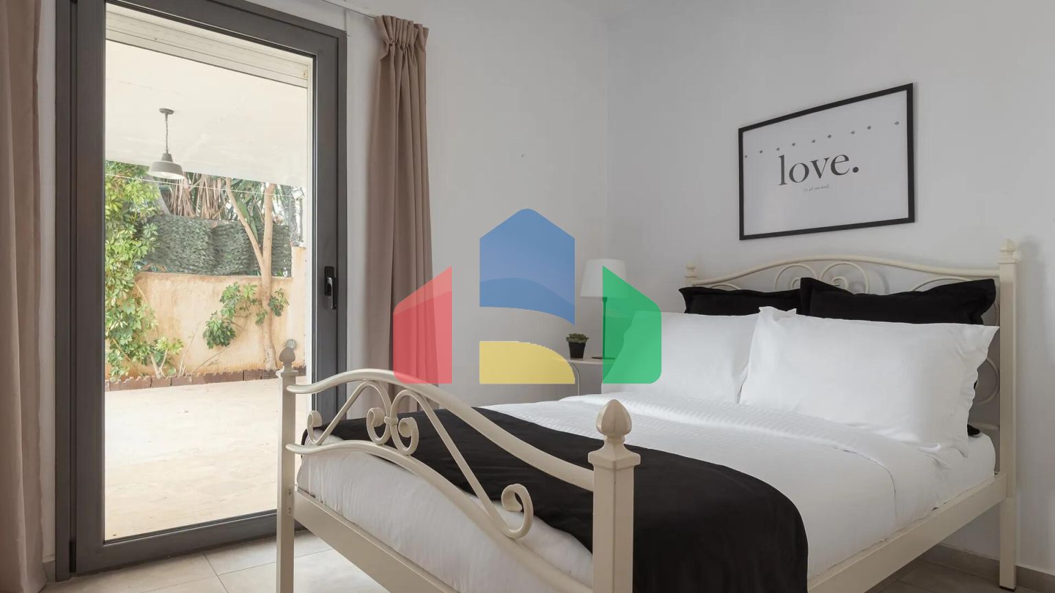 Продаж - Вілла 480 m² в Аттиці