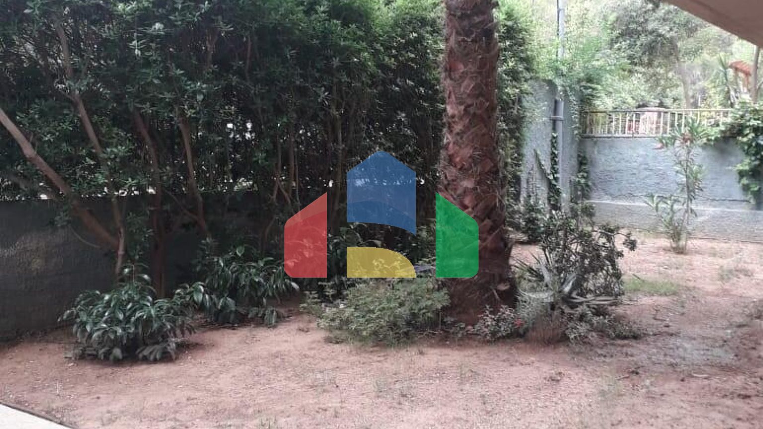 Продажа - Здание 360 m² в Аттике