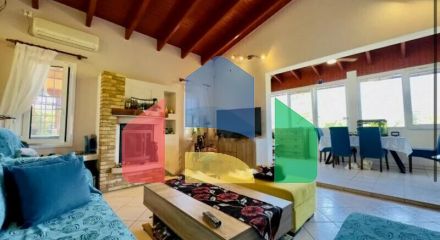 Продажа - Коттедж 255 m² в Аттике
