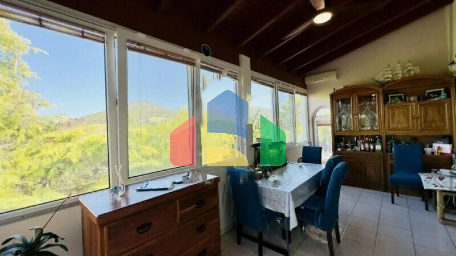 Продаж - Котедж 255 m² в Аттиці