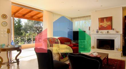 For Sale - Villa 350 m² in Attica