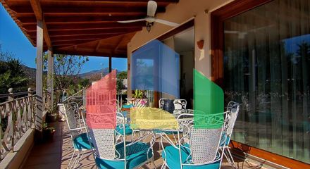 For Sale - Villa 350 m² in Attica