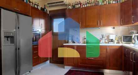 For Sale - Villa 350 m² in Attica