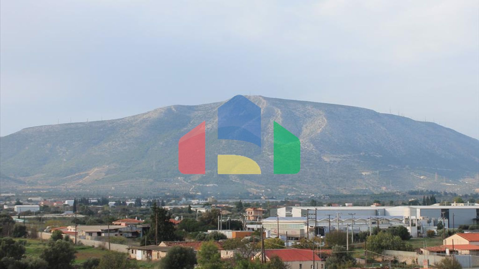 Продаж - Котедж 300 m² в Аттиці