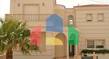 For Sale - Villa 385 m² in Attica