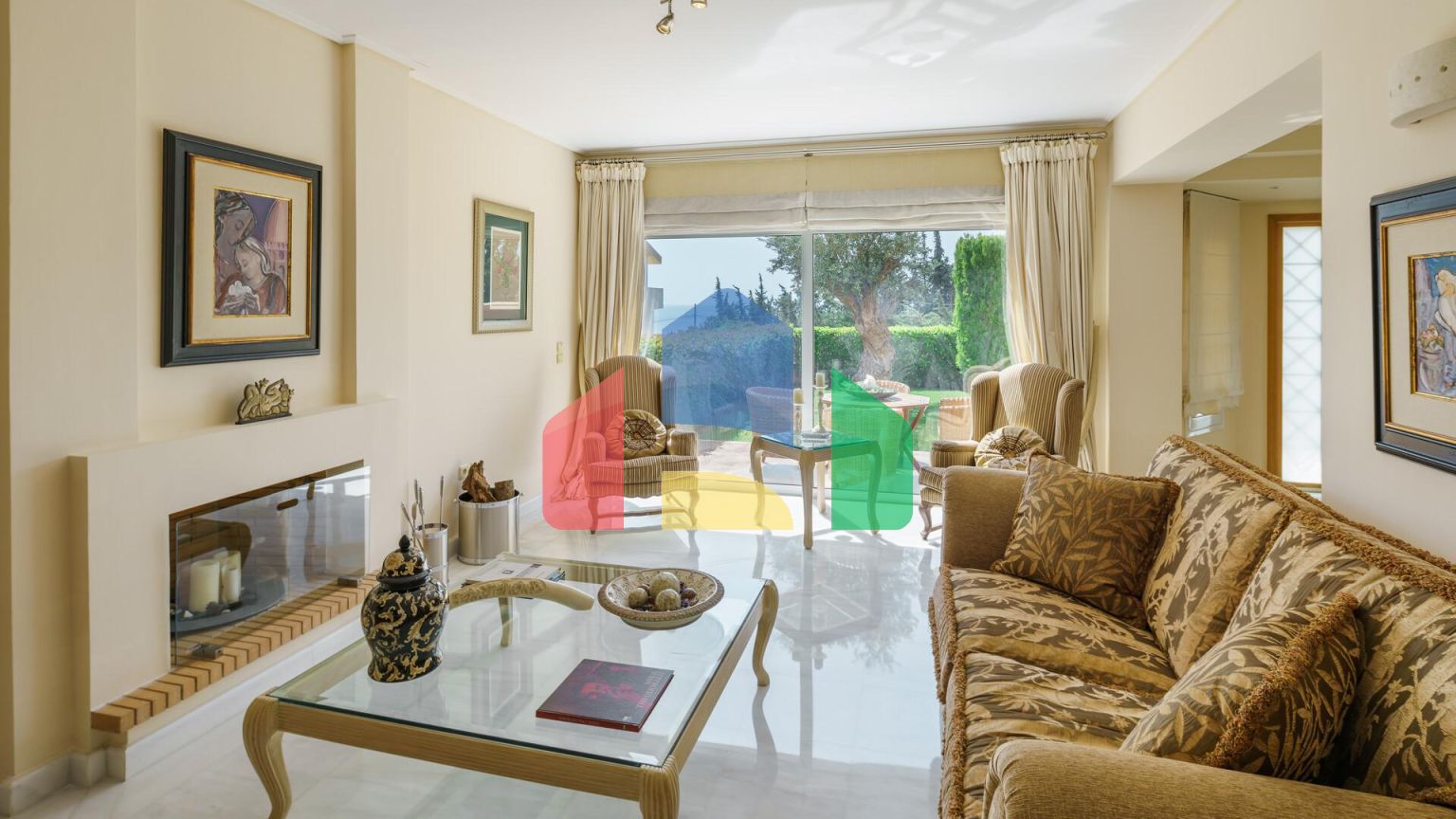 Продаж - Вілла 435 m² в Аттиці