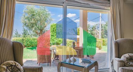 Продаж - Вілла 435 m² в Аттиці