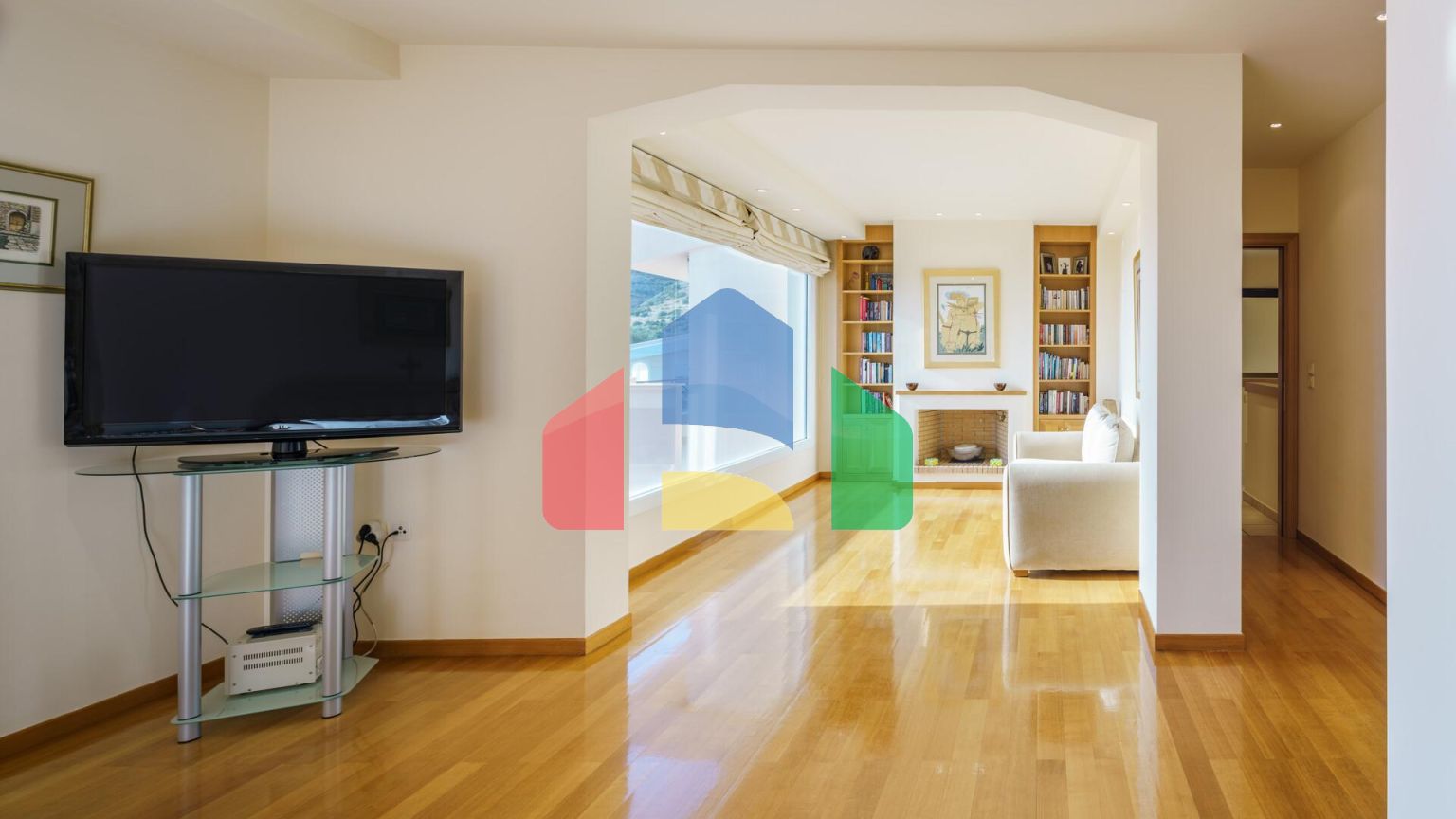 Продаж - Вілла 435 m² в Аттиці