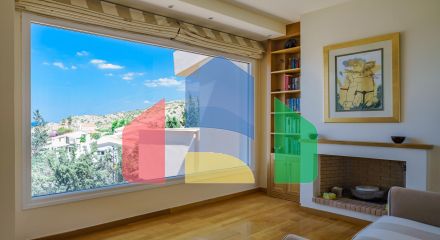 Продаж - Вілла 435 m² в Аттиці