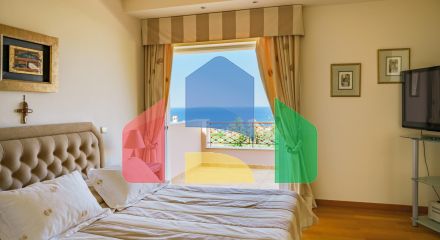 Продаж - Вілла 435 m² в Аттиці