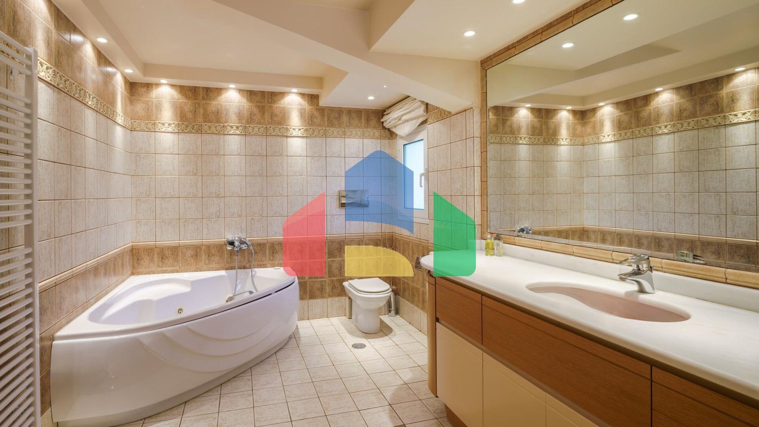 Продаж - Вілла 435 m² в Аттиці