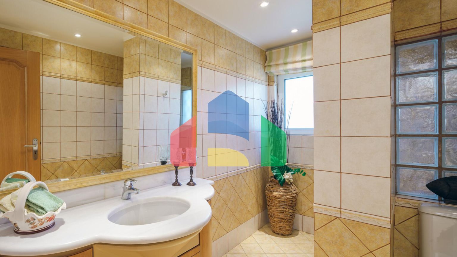 Продаж - Вілла 435 m² в Аттиці