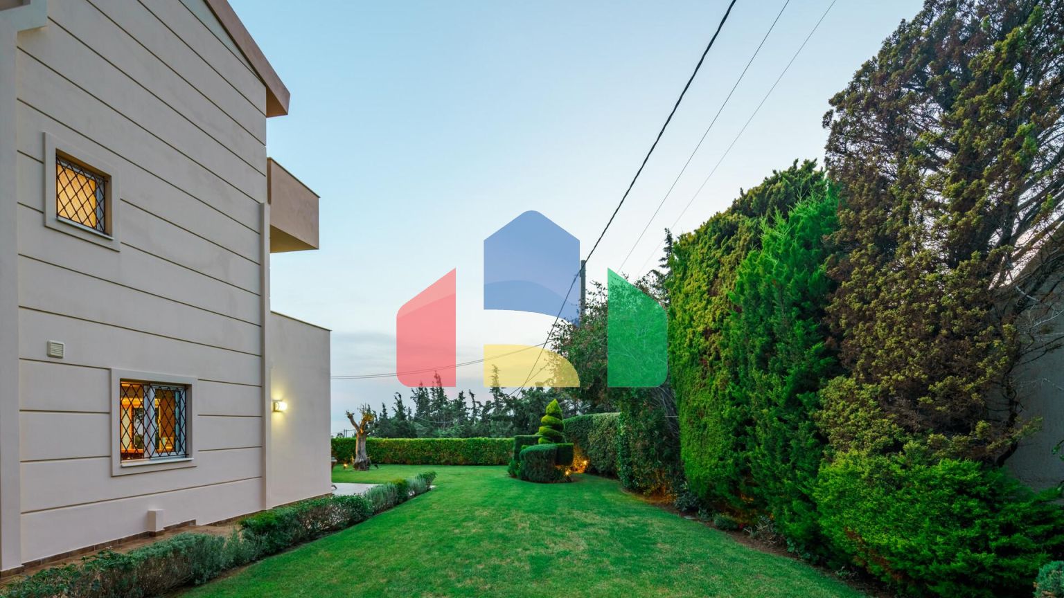 Продаж - Вілла 435 m² в Аттиці