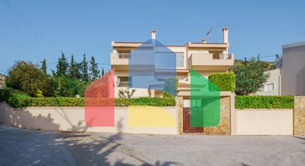 Продаж - Вілла 435 m² в Аттиці