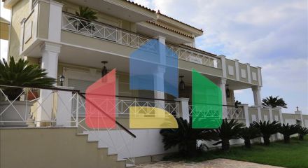 Продаж - Котедж 520 m² в Аттиці