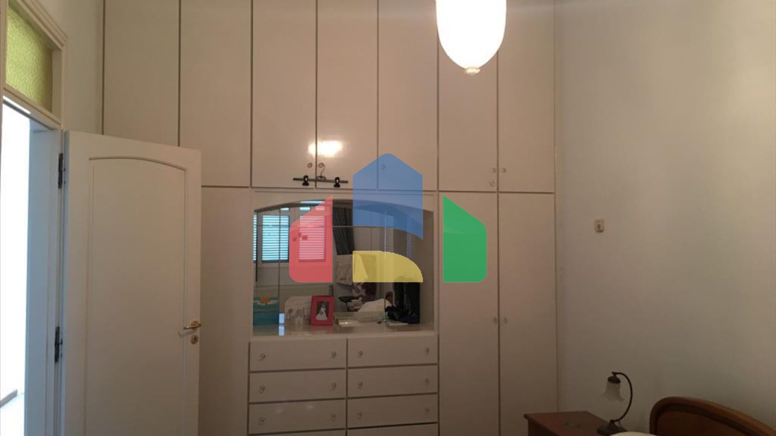 Продаж - Котедж 290 m² в Аттиці