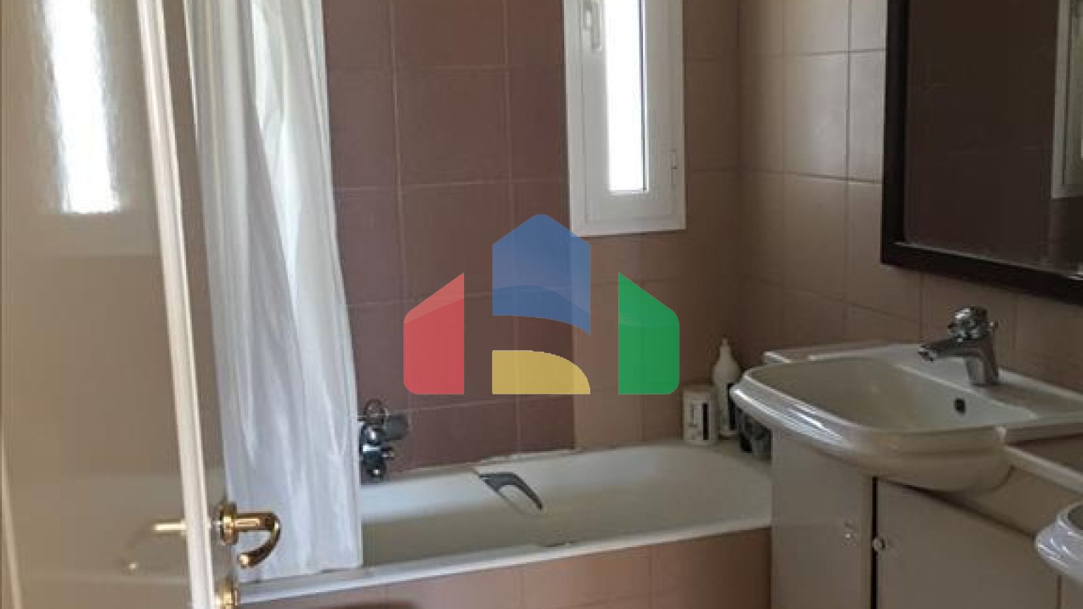 Продаж - Котедж 290 m² в Аттиці