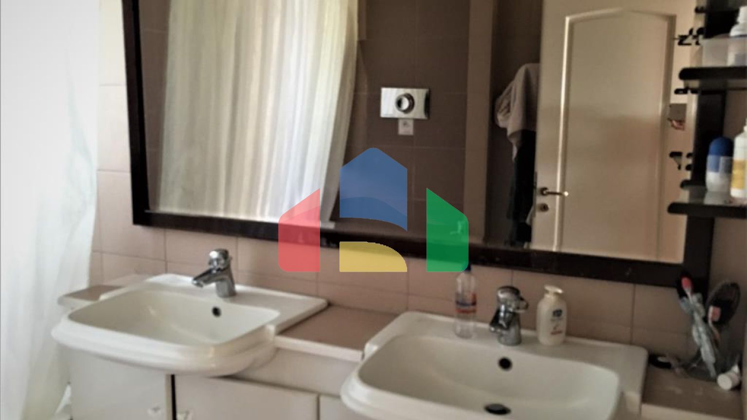 Продаж - Котедж 290 m² в Аттиці