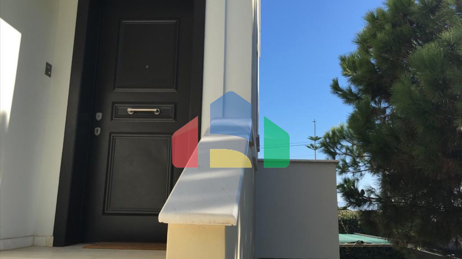 Продаж - Котедж 290 m² в Аттиці