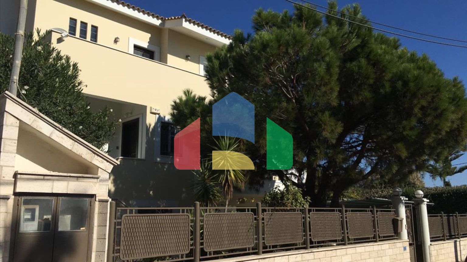 Продаж - Котедж 290 m² в Аттиці